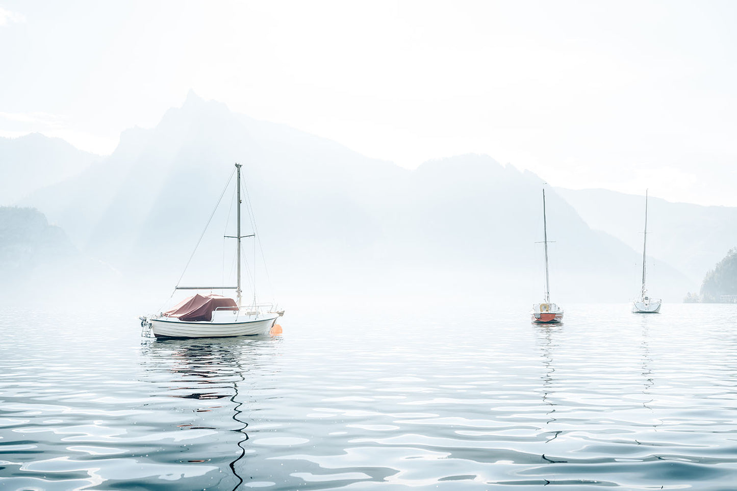 FLOATING SAILS